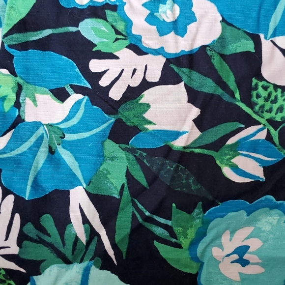 Shorts - Picture 2 of 2